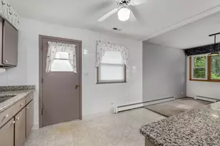 102 Hill St, Roselle, IL 60172 - Photo 15