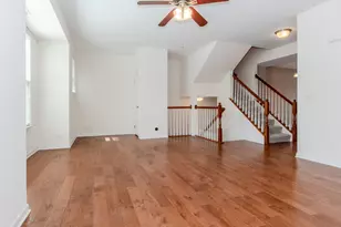 216 N Commerce St, Aurora, IL 60504 - Photo 5