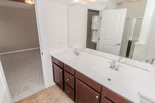 216 N Commerce St, Aurora, IL 60504 - Photo 29