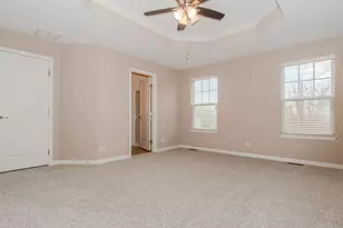 216 N Commerce St, Aurora, IL 60504 - Photo 25