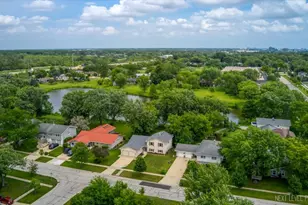 2020 Carling Rd, Hoffman Estates, IL 60169 - Photo 45
