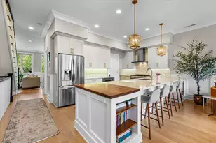 3737 N Damen Ave, Chicago, IL 60618 - Photo 3