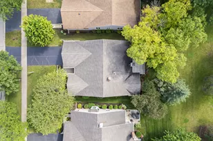 581 Rose Ln, Bartlett, IL 60103 - Photo 27