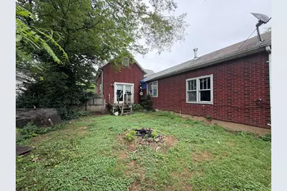 709 Charleston Street, Harrisburg, IL 62946 - Photo 35