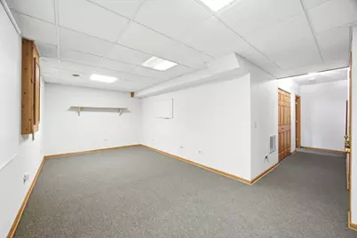 6061 Golfview Drive, Gurnee, IL 60031 - Photo 35