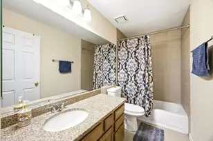 6061 Golfview Dr, Gurnee, IL 60031 - Photo 33