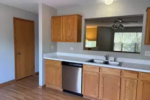 2704 Canyon Dr, Plainfield, IL 60586 - Photo 3
