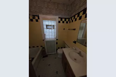 4201 W Ainslie Street, Chicago, IL 60630 - Photo 11