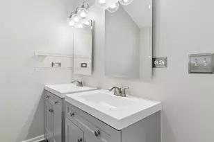 615 Chester Ct E, Aurora, IL 60504 - Photo 21