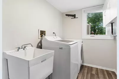 615 Chester Court E, Aurora, IL 60504 - Photo 15