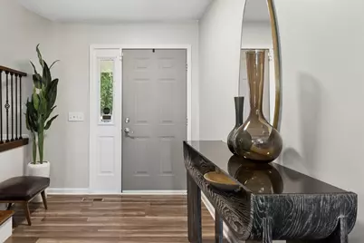 615 Chester Court E, Aurora, IL 60504 - Photo 3