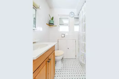2559 N Parkside Avenue, Chicago, IL 60639 - Photo 31