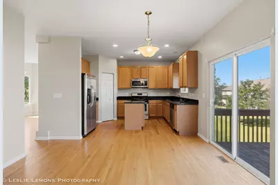 2269 Grand Pointe Trail, Aurora, IL 60503 - Photo 9