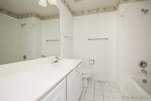 742 Genesee Dr, Naperville, IL 60563 - Photo 15