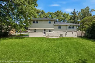 7907 W 89th St, Hickory Hills, IL 60457 - Photo 25