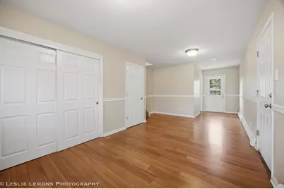 7907 W 89th Street, Hickory Hills, IL 60457 - Photo 3