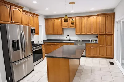 67 N Bridge View Street #67, Palatine, IL 60067 - Photo 5