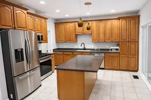 67 N Bridge View St, Palatine, IL 60067 - Photo 5