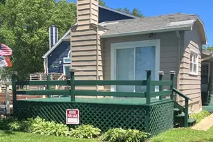 204 Eagle Point Rd, Fox Lake, IL 60020 - Photo 1