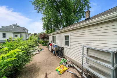 641 Northwestern Avenue, South Beloit, IL 61080 - Photo 3