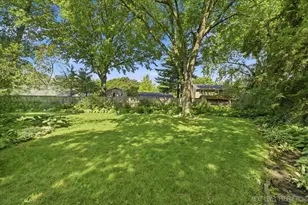 1138 Millburn Ct, Saint Charles, IL 60174 - Photo 25