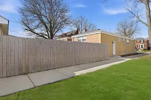 5301 S Menard Ave, Chicago, IL 60638 - Photo 25