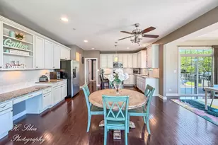 1403 Karen Dr, West Dundee, IL 60118 - Photo 9