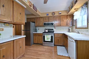 462 S President St, Carol Stream, IL 60188 - Photo 15