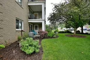 462 S President St, Carol Stream, IL 60188 - Photo 35