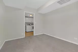 353 N Commerce St, Aurora, IL 60504 - Photo 23