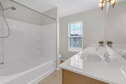 353 N Commerce Street, Aurora, IL 60504 - Photo 21
