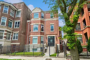 4528 S King Dr, Chicago, IL 60653 - Photo 1