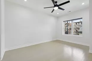 4528 S King Dr, Chicago, IL 60653 - Photo 7