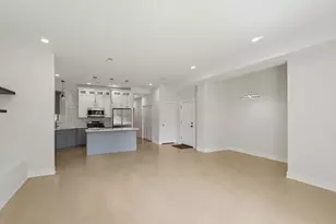 4528 S King Dr, Chicago, IL 60653 - Photo 3