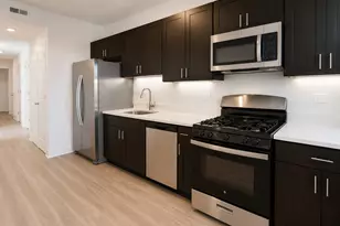 1053 W Columbia Ave, Chicago, IL 60626 - Photo 3