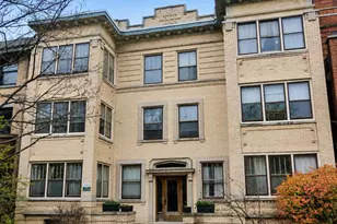 1053 W Columbia Ave, Chicago, IL 60626 - Photo 1