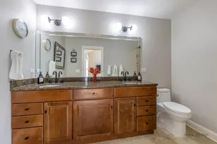 310 S Summit St, Wheaton, IL 60187 - Photo 21