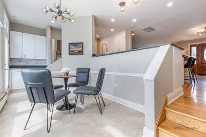 310 S Summit Street, Wheaton, IL 60187 - Photo 13