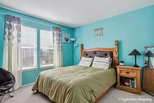 2886 Falling Waters Ln, Lindenhurst, IL 60046 - Photo 13