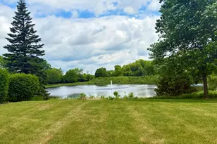 2886 Falling Waters Ln, Lindenhurst, IL 60046 - Photo 25