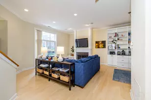 4359 N Campbell Ave, Chicago, IL 60618 - Photo 15