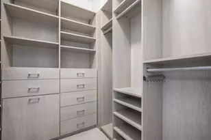 160 E Illinois St, Chicago, IL 60611 - Photo 9