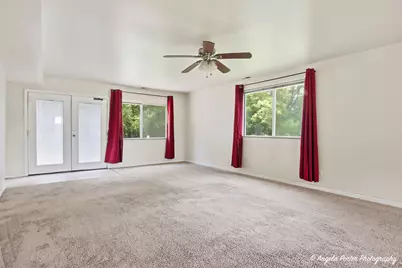 4404 Giant Oak Drive, McHenry, IL 60051 - Photo 15