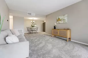2900 Maple Ave, Downers Grove, IL 60515 - Photo 5