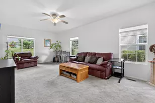 1933 Misty Ridge Ln, Aurora, IL 60503 - Photo 5
