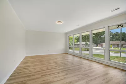102 Nashua Street, Park Forest, IL 60466 - Photo 3
