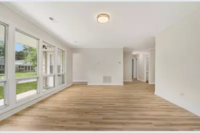 102 Nashua Street, Park Forest, IL 60466 - Photo 5