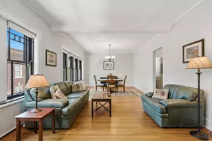 1421 E 58th St, Chicago, IL 60637 - Photo 3
