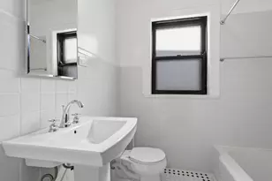1421 E 58th St, Chicago, IL 60637 - Photo 11