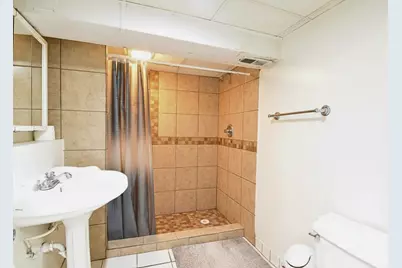 4945 W Waveland Avenue, Chicago, IL 60641 - Photo 19